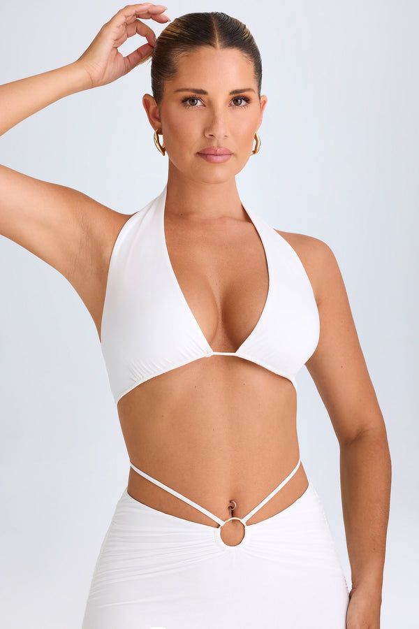 Beyaz Dekolte Donanım Detaylı Boyundan Bağlı Crop Top