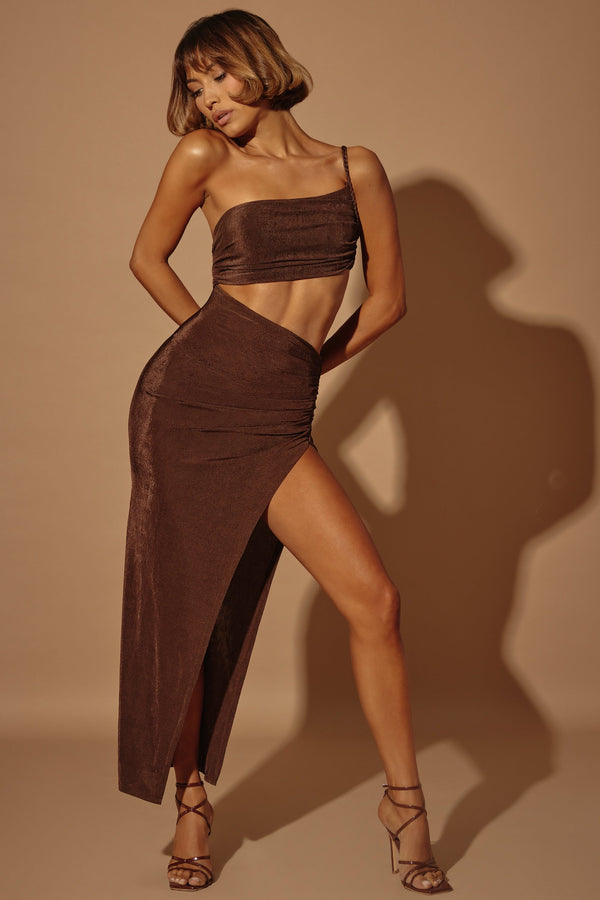 Tek Omuzlu Kahverengi Uzun Elbise
