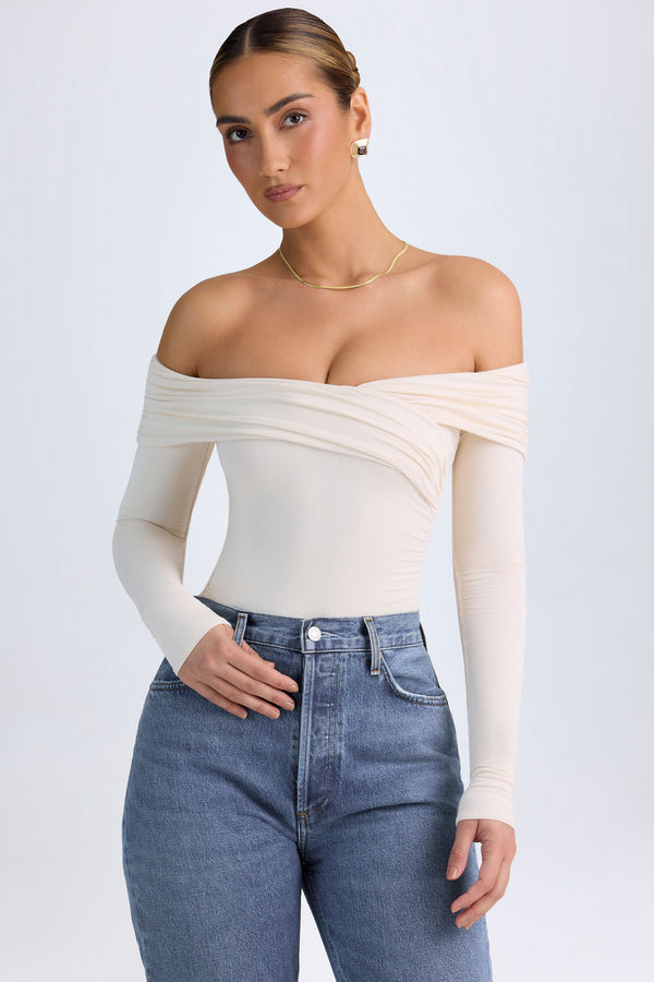 Fildişi Renginde Modal Düşük Omuz Dantelli Bodysuit