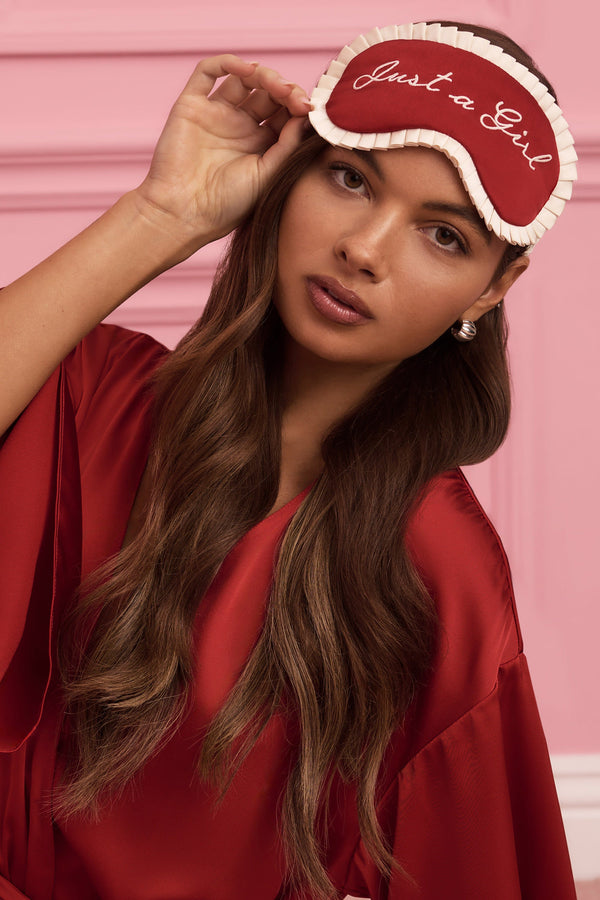 Yakut Kırmızısı Fırfırlı İşlemeli Göz Maskesi